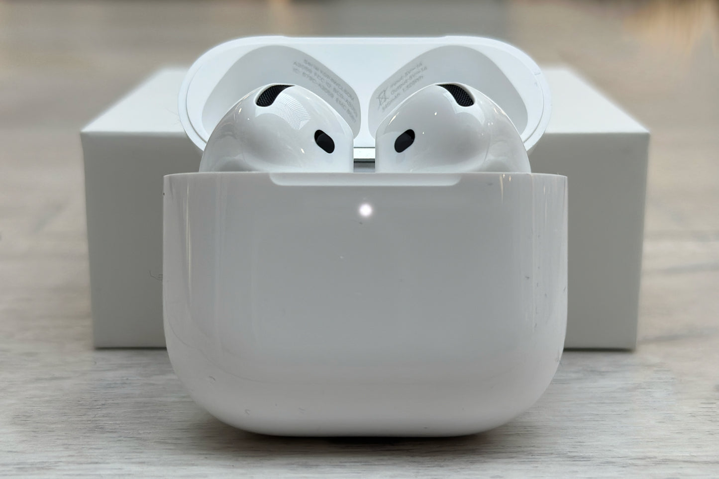 Airpods 4